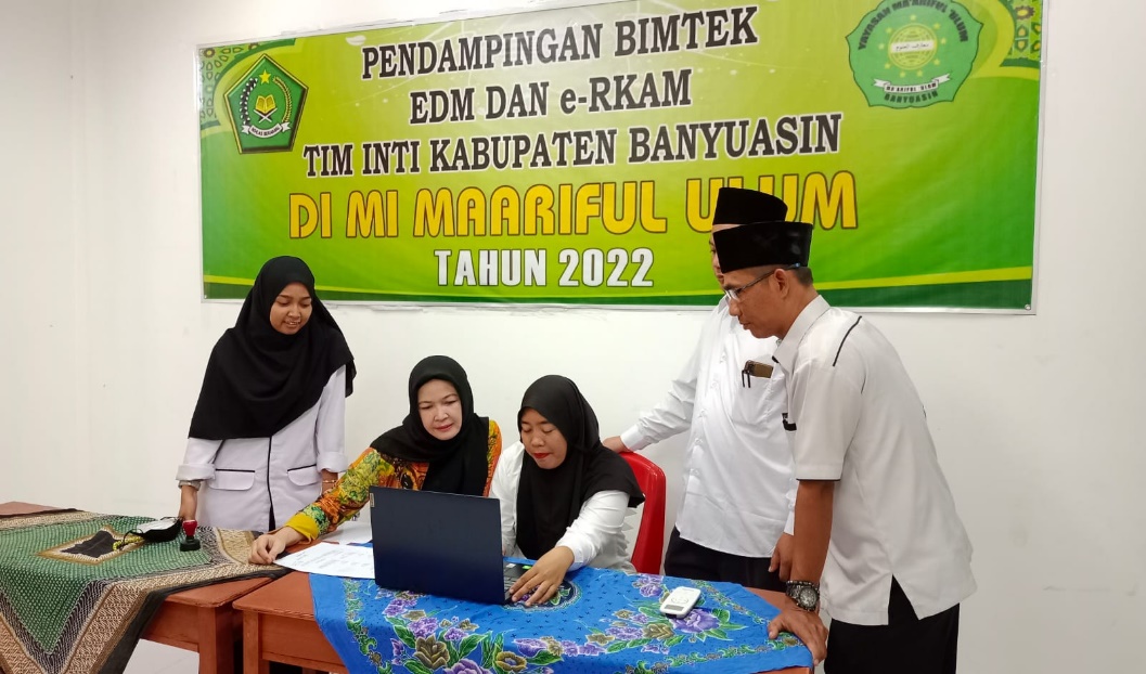 Widyaiswara BDK Palembang Dampingi EDM - eRKAM Kankemenag Kabupaten Banyuasin