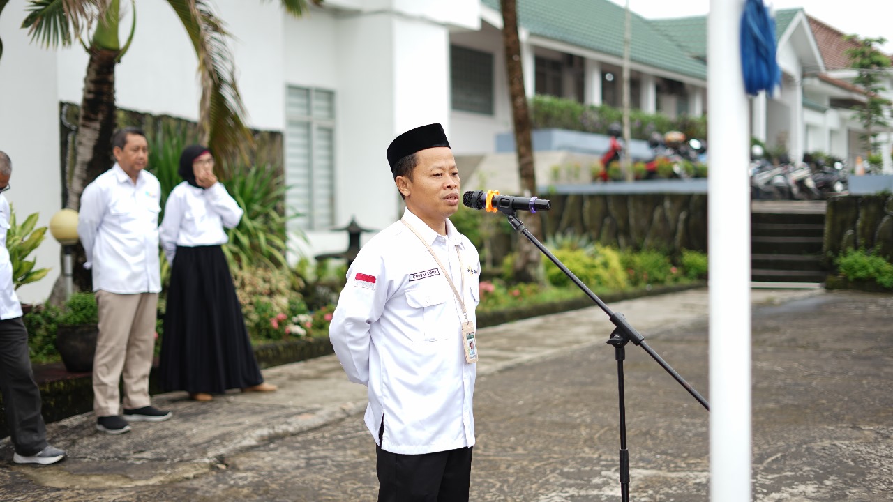 Ketika Bahagia Bersyukur, Ketika Tertimpa Musibah Kita Bersabar