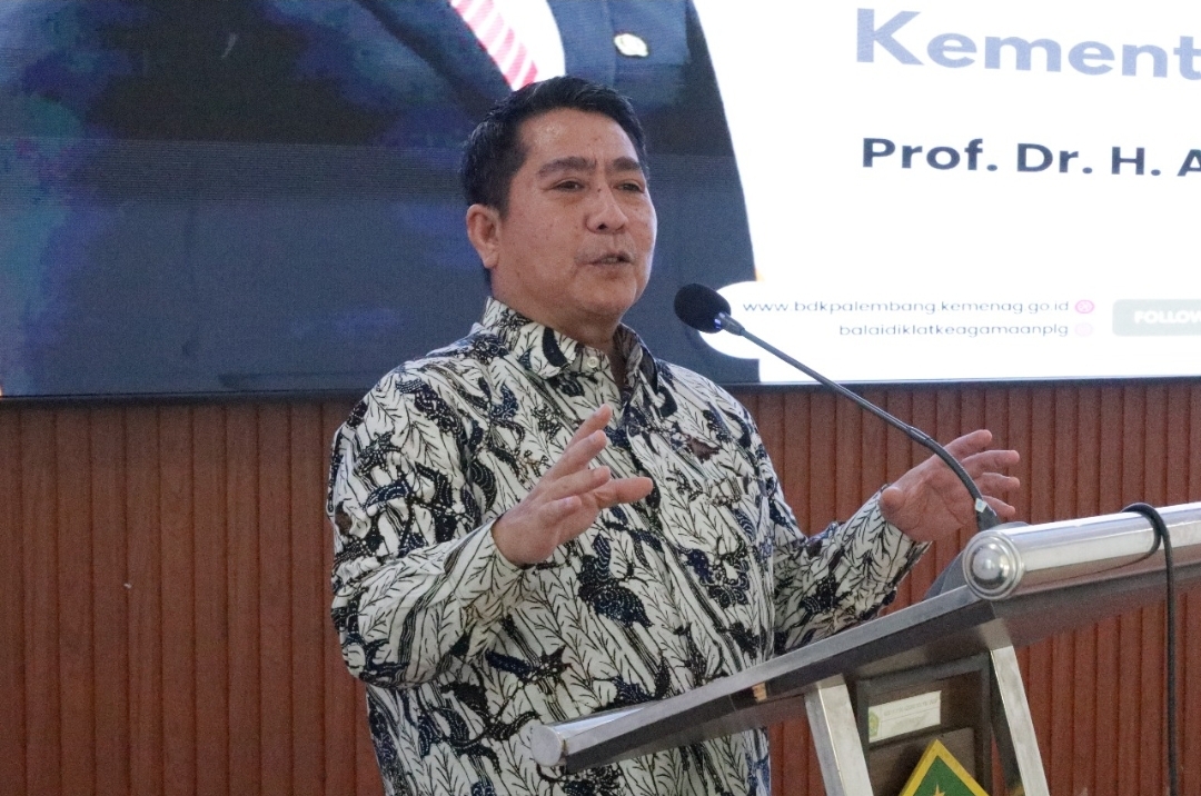 Tutup Latsar BDK Palembang: Jadilah Seperti Burung Kecil yang Tetap Berbuat Baik