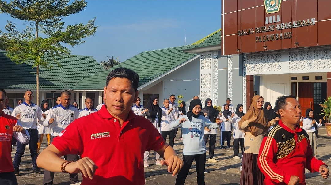 Senam Bersama BDK Palembang Beserta Peserta Latsar