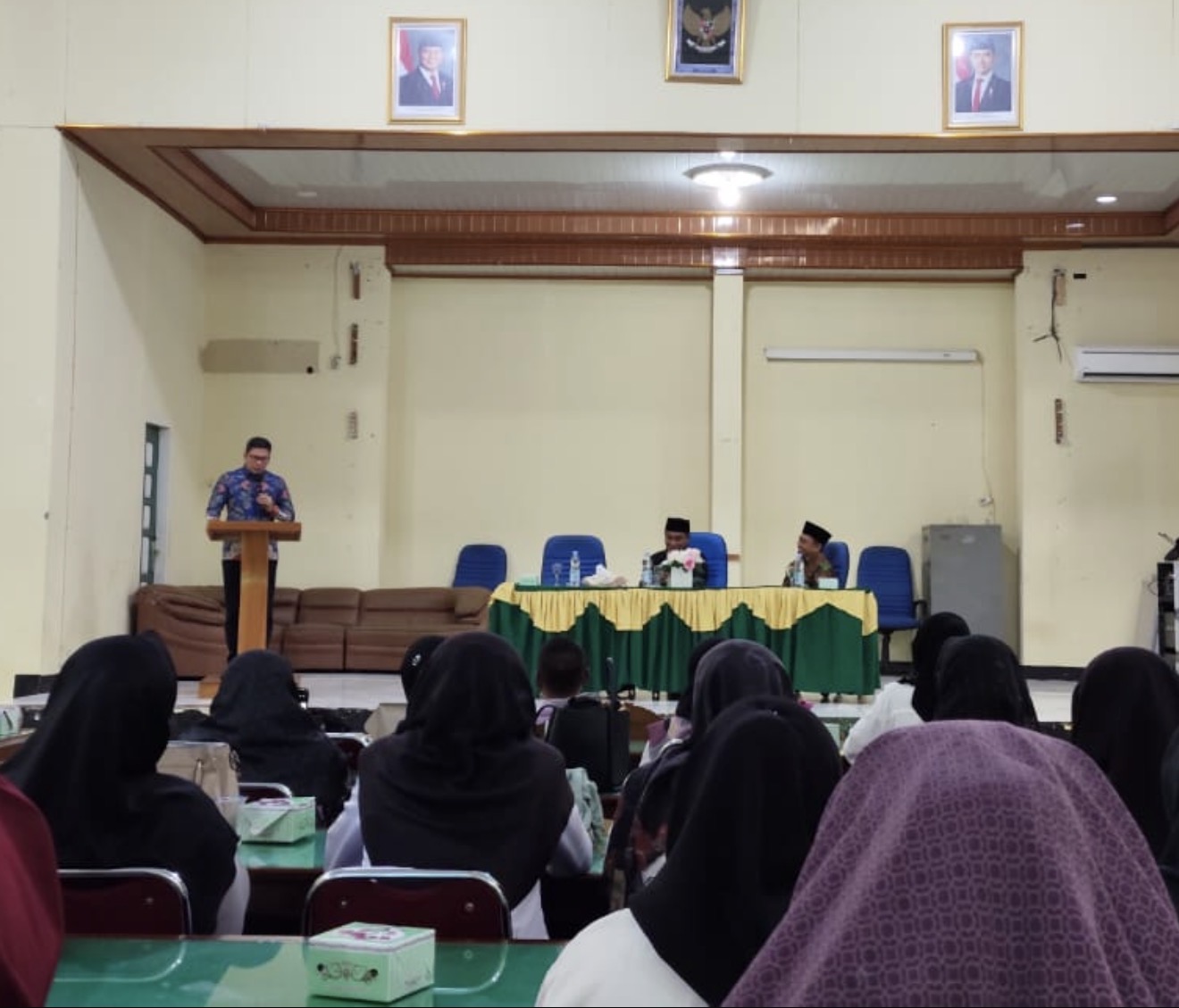 Penutupan Pelatihan Manajemen Zakat Angkatan I dan PDWK Inovasi Madrasah di Kemenag Kota Bengkulu