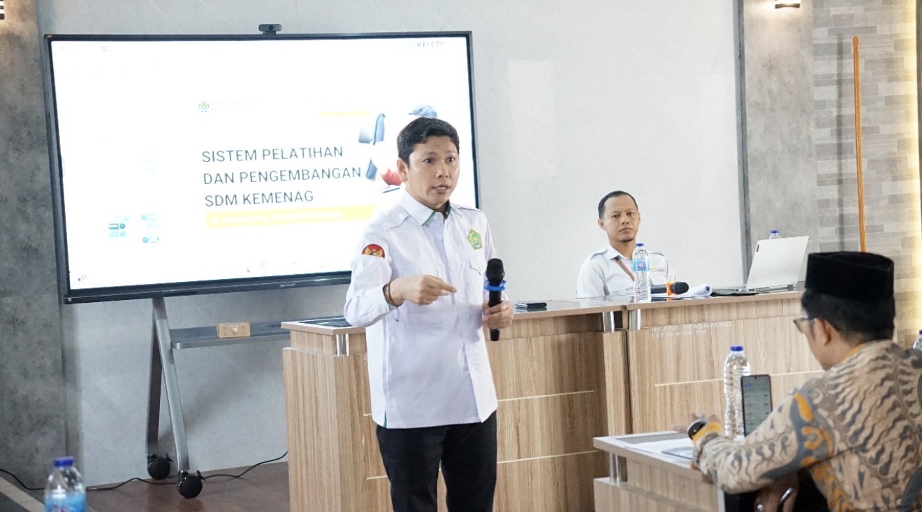 Penghulu dan Penyuluh Agama Wajah Terdepan Kementerian Agama