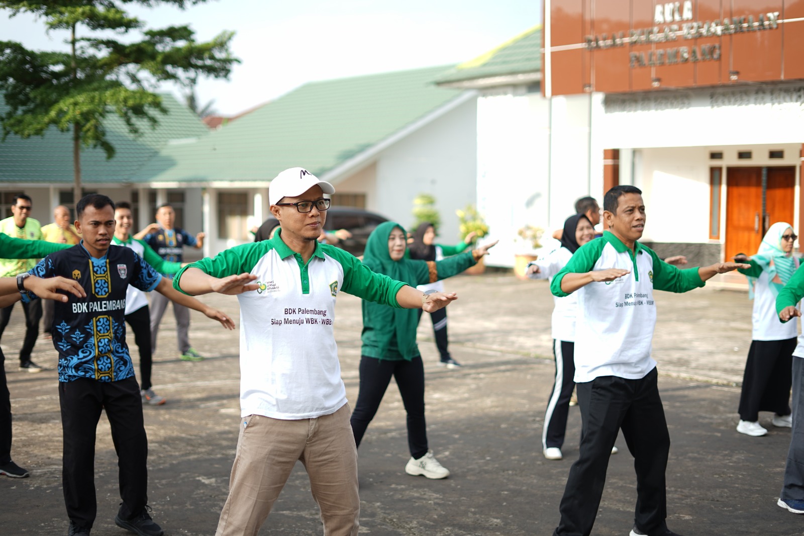 Tingkatkan Kebugaran, BDK Palembang Gelar Senam Sehat Bersama
