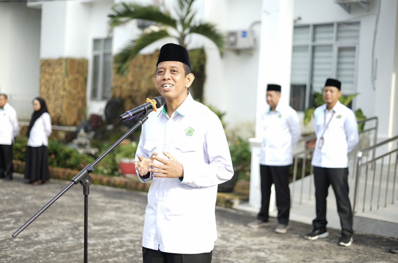 BDK Palembang Dorong Motivasi Lewat Penghargaan Pegawai