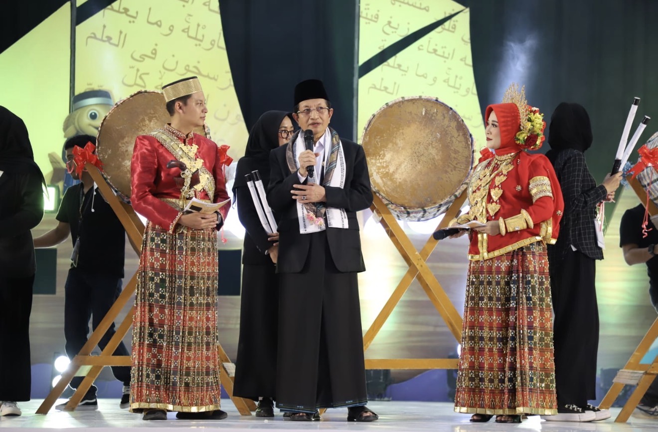 Menag Soroti Dampak Perang dan Kerusakan Iklim di Pembukaan MQK Internasional