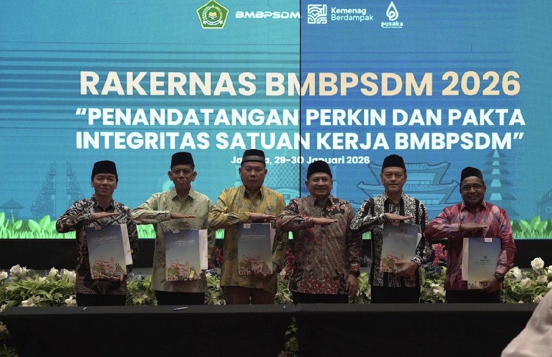 Kepala BDK Palembang Tandatangani PERKIN pada Rakernas BMBPSDM 2026